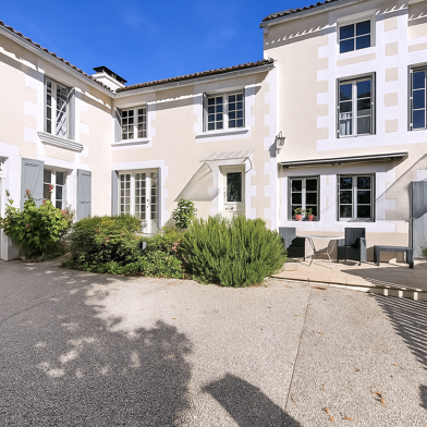 Maison 7 pièces 398000 €