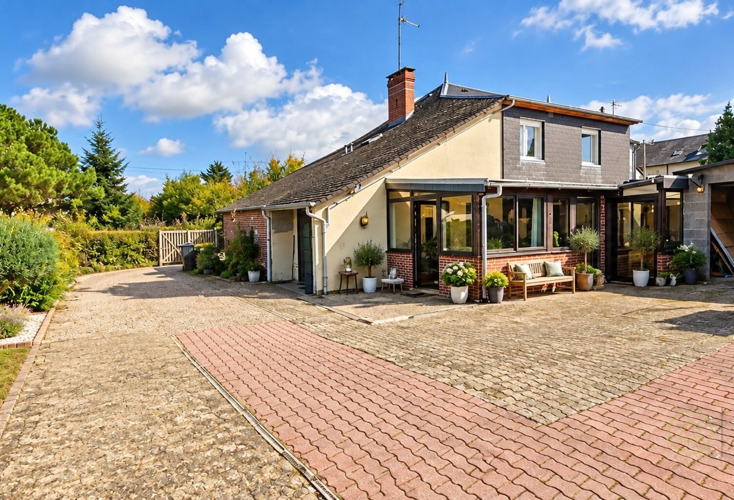 Maison — photo 1