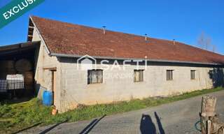 Maison 4 Pièces 408 m² à vendre à Saint-Santin-de-Maurs (15600)