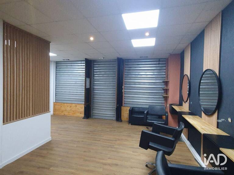 Location Boutique/Local commercial 125 m&sup2; — photo 1