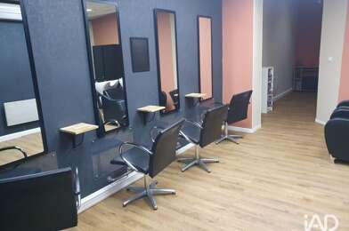 Commerce  2900 €