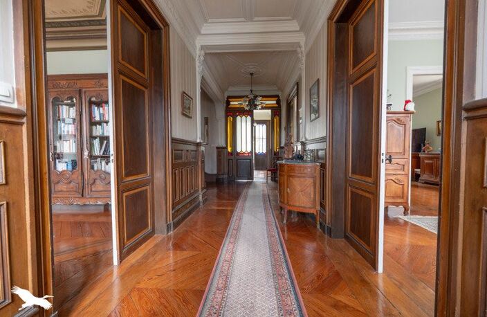 Maison de ville de 11 pièces principales — photo 2