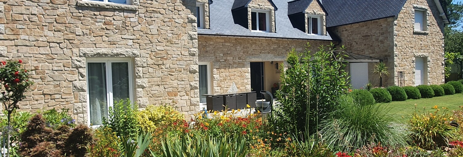 Maison 12 Pièces 480 m² à vendre à Pléguien (22290)