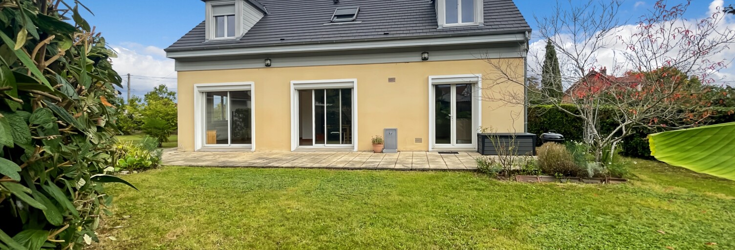 Maison 6 Pièces 130 m² à vendre à Saint-Pierre-lès-Nemours (77140)