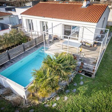 Maison 7 pièces 638600 €