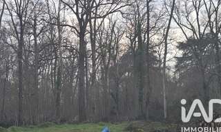 Terrain  1082 m² à vendre à Saint-Hilaire-de-Court (18100)