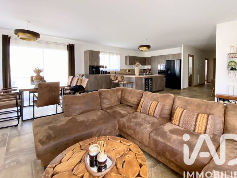 Vente Maison/villa 7 pièces — photo 1