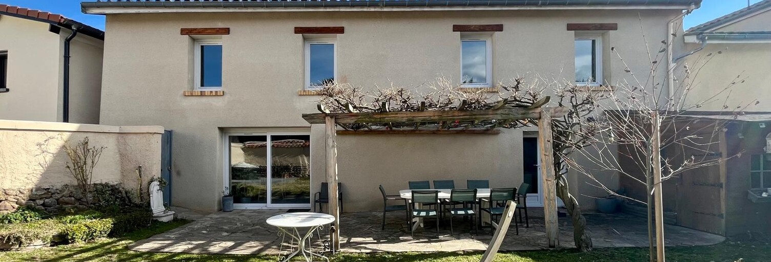 Maison 8 Pièces 170 m² à vendre à Bonson (42160)