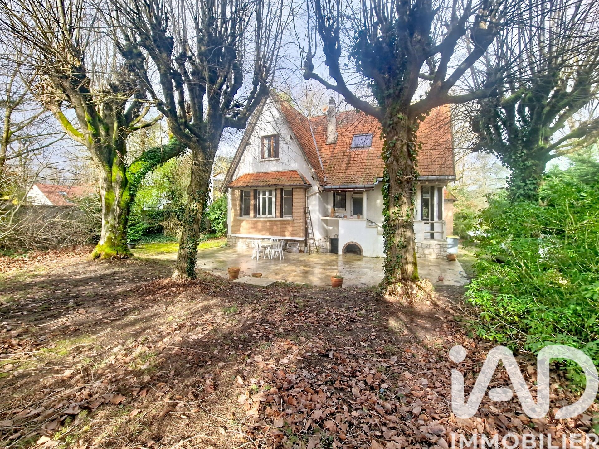 Saint-Fargeau-Ponthierry - 145m² - 7p. - 4ch.