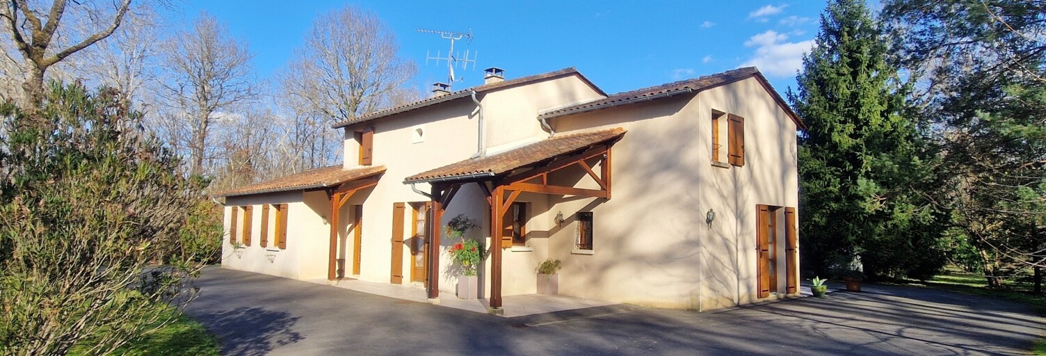 Maison 5 Pièces 180 m² à vendre à Vouzan (16410)