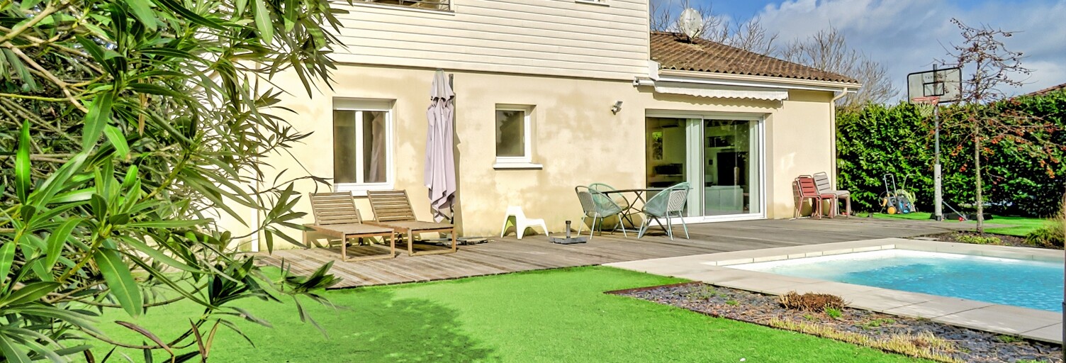 Maison 6 Pièces 143 m² à vendre à Macau (33460)