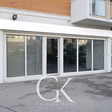 Commerce  200000 €