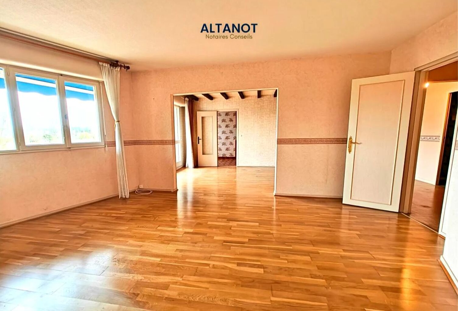 VENTE APPARTEMENT - TOURS — photo 1