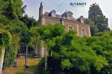 Maison 12 pièces 398250 €