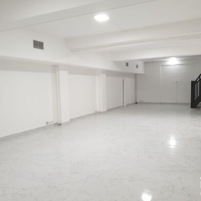 Commerce  260000 €