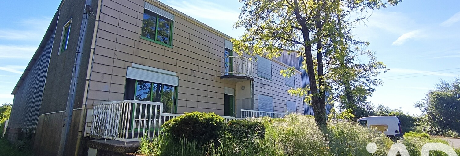 Immeuble  404 m² à vendre à Saint-Sauvant (86600)