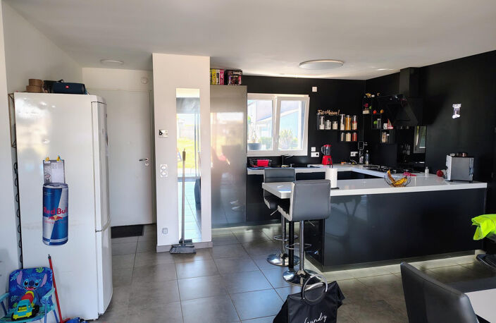 MAISON DE 2021, 2 CHAMBRES sur 593 m2 — photo 4