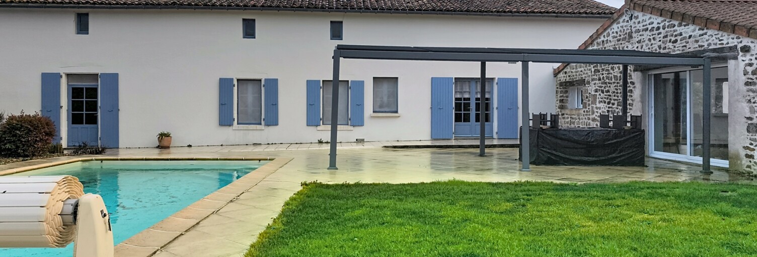 Maison 7 Pièces 189 m² à vendre à Saint-Maixent-de-Beugné (79160)