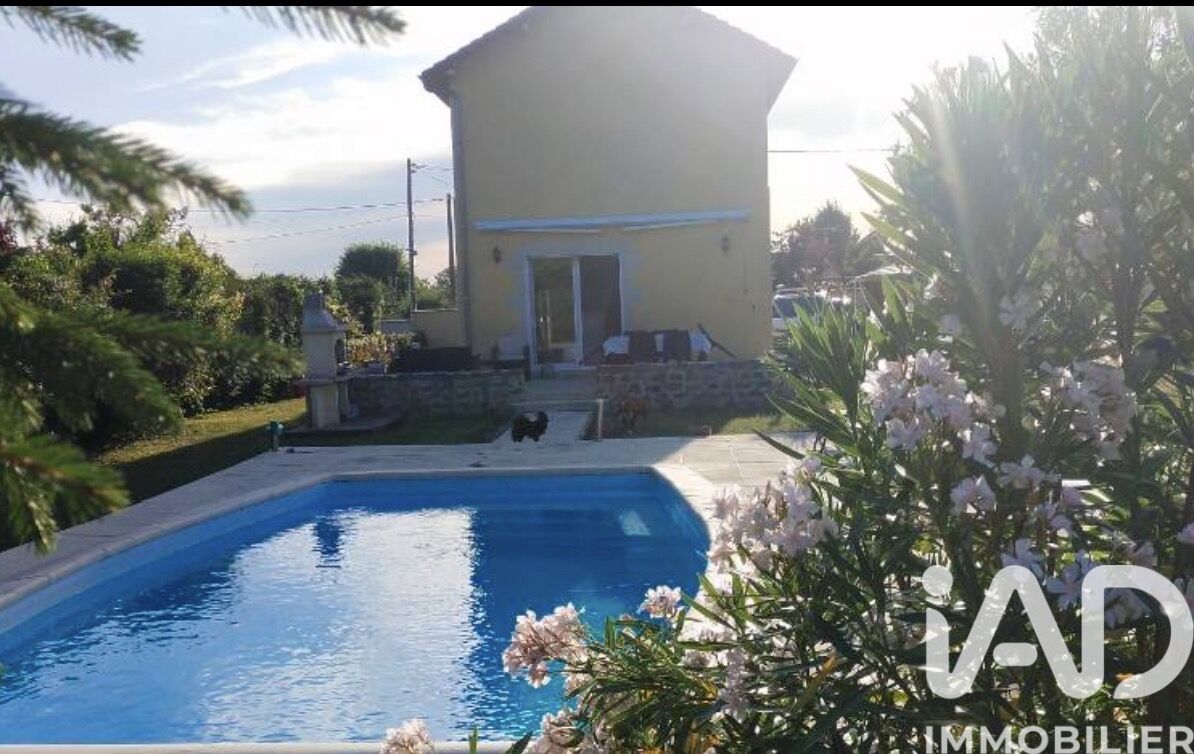 Yzeure - 153m² - 6p. - 5ch.