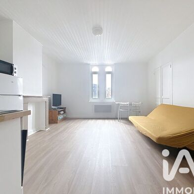 Appartement 3 pièces 700 €