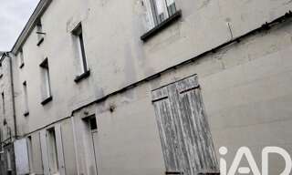Immeuble  230 m² à vendre à Saumur (49400)