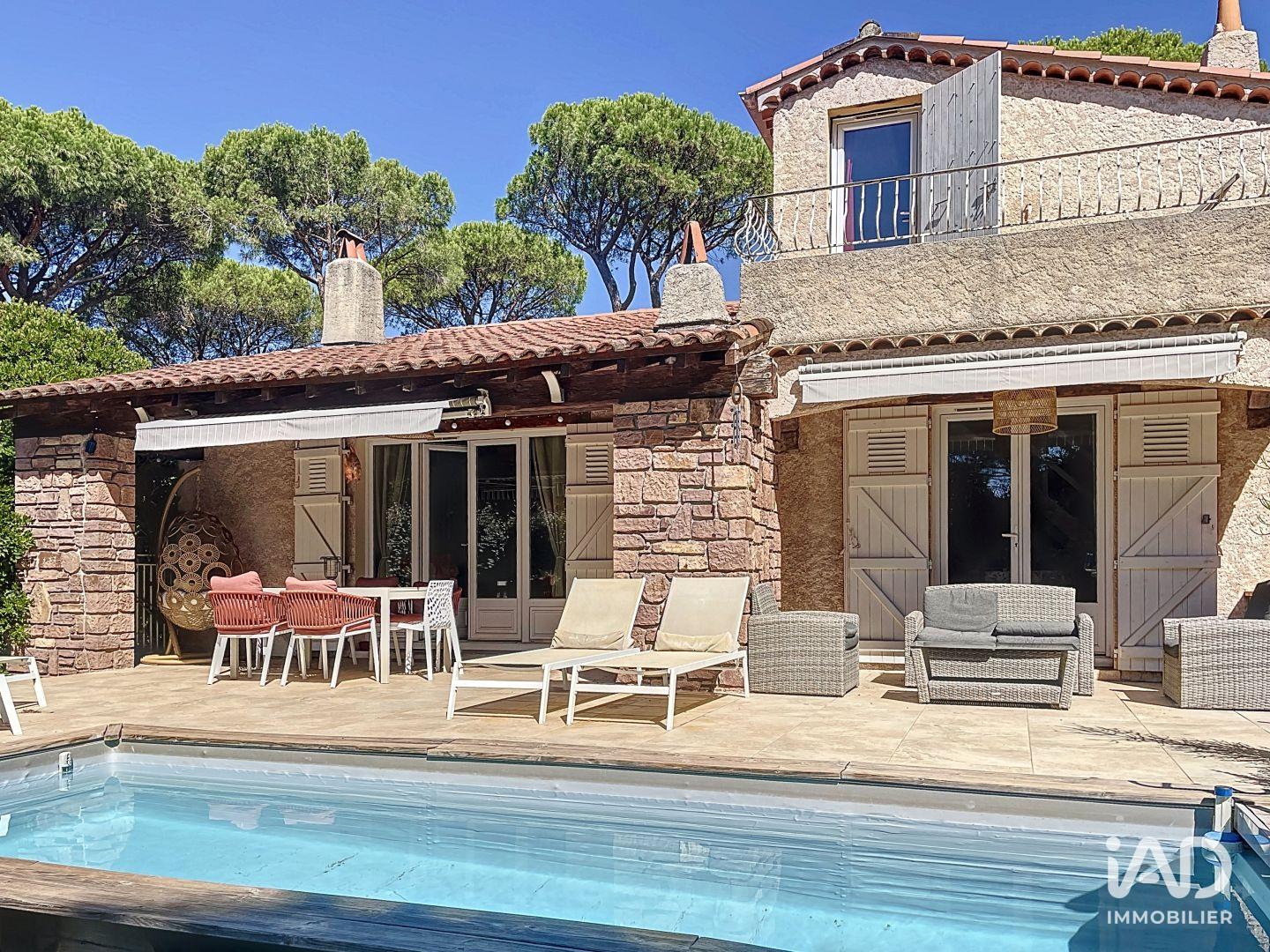 Maison à vendre, 5 pièces, 136 m², Saint-Raphaël