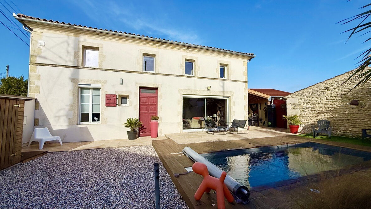 Villa / Maison  T10 à vendre Royan 17200
