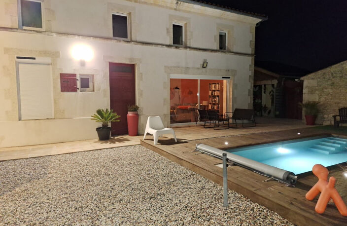ROYAN   Élégante Maison Charentaise rénovée avec piscine, et — photo 2