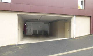 Garage   m² à louer à Le Puy-en-Velay (43000)