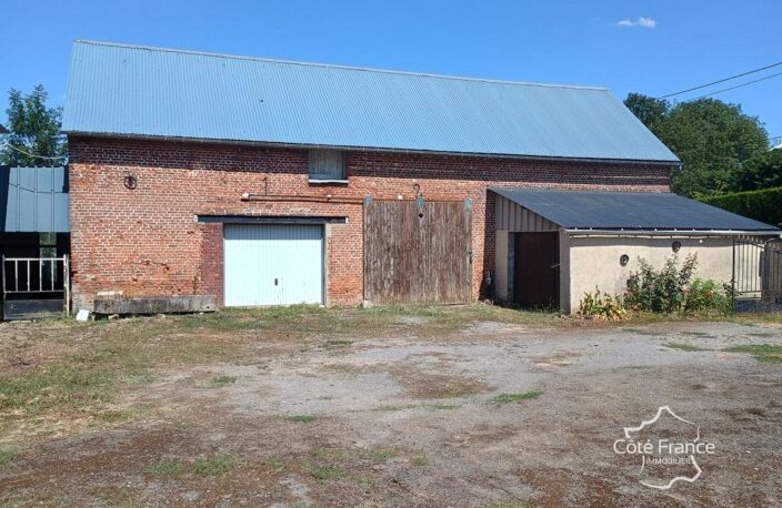 AISNE (02) - ROGNY - Ancienne ferme sur plus de 6.700 m2 de — photo 3