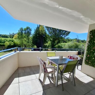 Appartement 4 pièces 275000 €