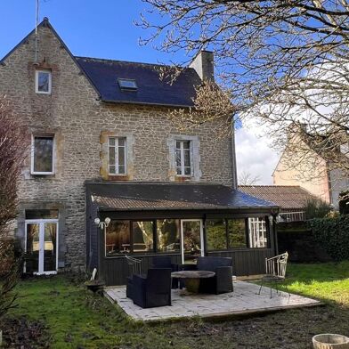 Maison 8 pièces 304500 €