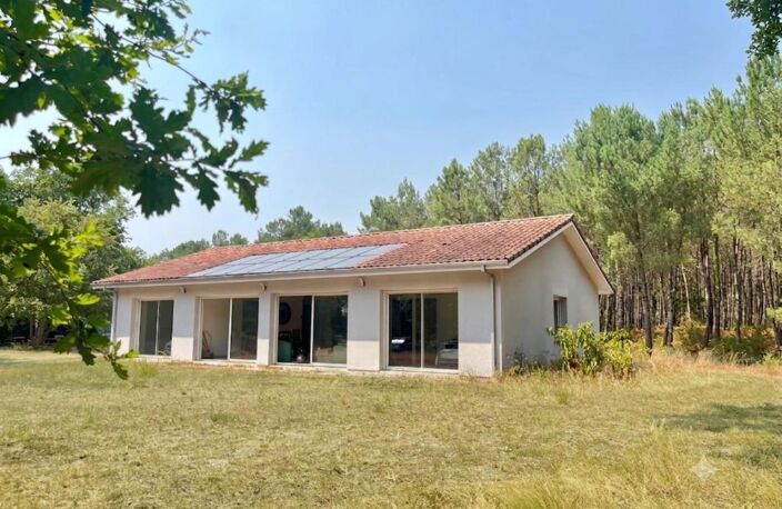 ÉCRIN DE VERDURE & ÉLÉGANCE CONTEMPORAINE : VILLA D’EXCEPTION EN LISIÈRE DE FORÊT — photo 3
