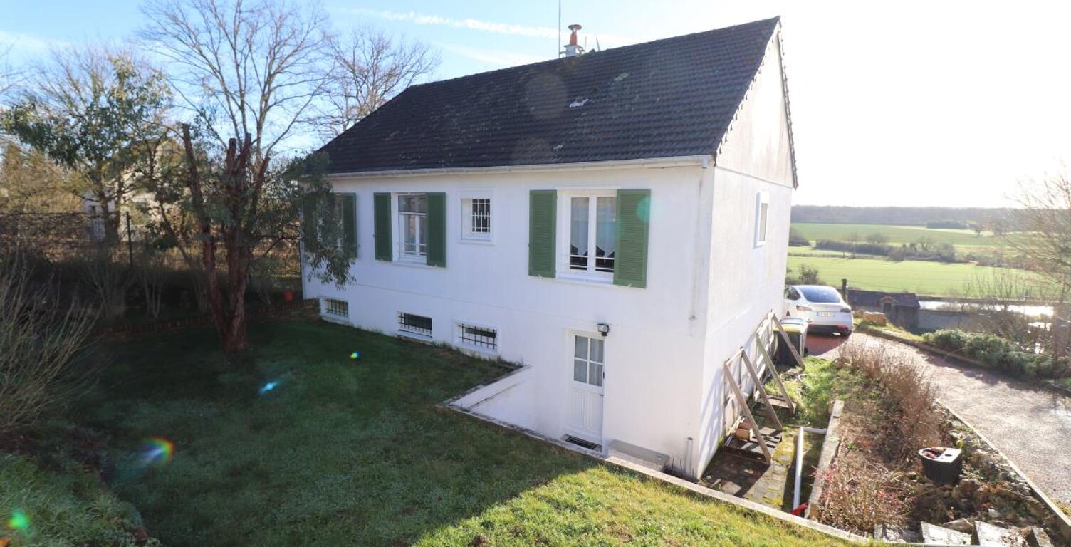 Maison Bannay 6 pièce(s) 160 m2 — photo 1