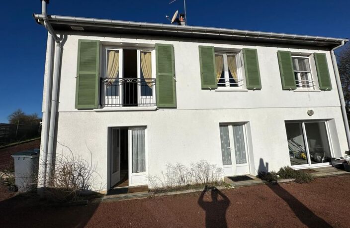 Maison Bannay 6 pièce(s) 160 m2 — photo 2