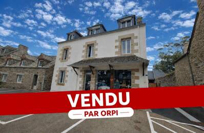 Immeuble emplacement n°1 au cœur de Locquirec — photo du bien