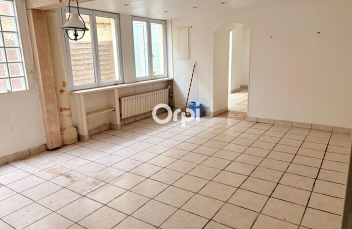 Maison T5 en centre-ville de MARENNES — photo 5