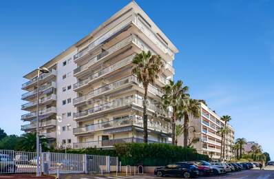 06400 - CANNES PALM BEACH - EMPLACEMENT ULTRA RECHERCHÉ- VUE MER LATÉRALE - 3 PIÈCES AVEC 2 TERRASSES - 2 SALLES D'EAU — photo du bien