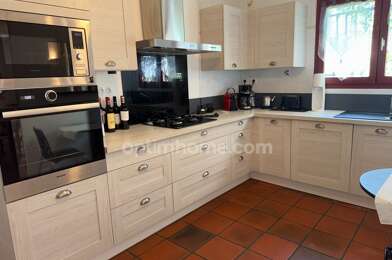 Maison 7 pièces 299900 €