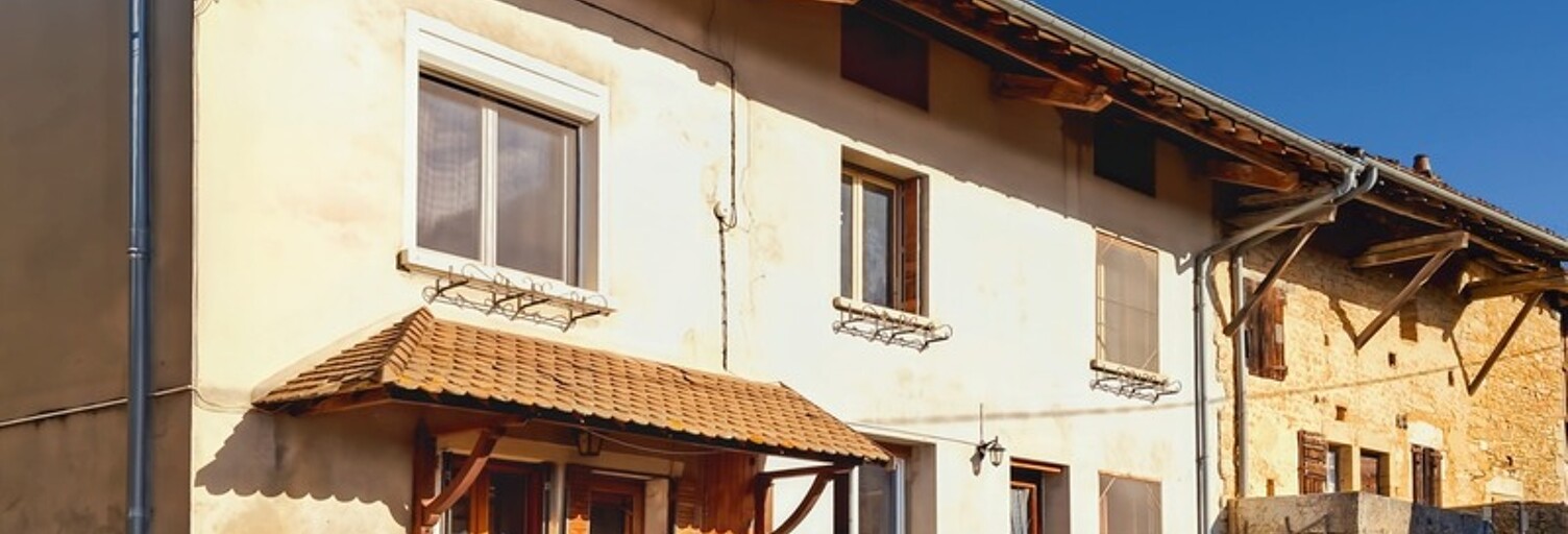 Maison 7 Pièces 110 m² à vendre à Salavre (01270)