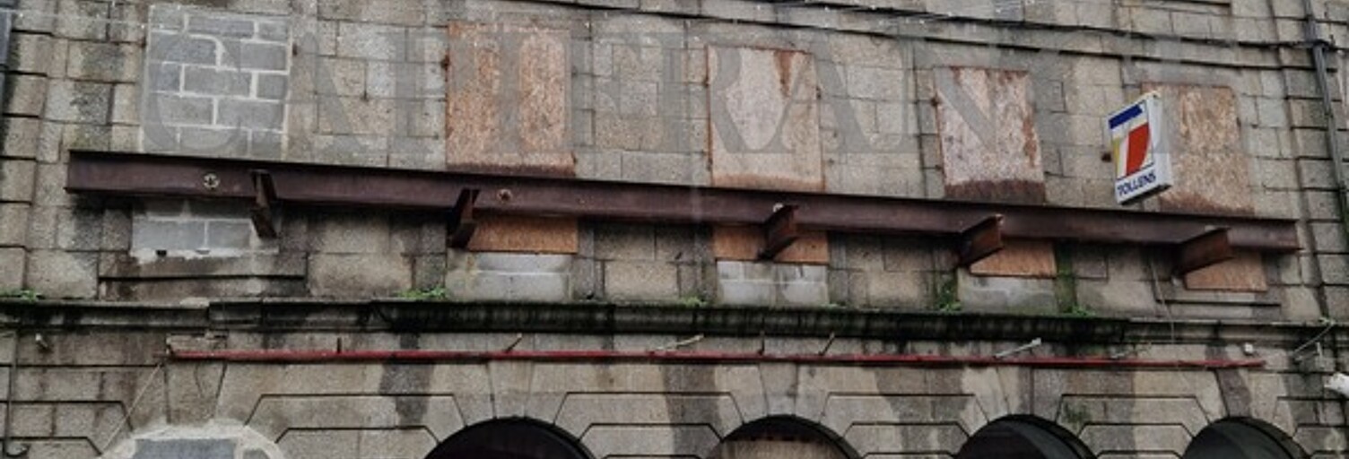 Immeuble  550 m² à vendre à Guingamp (22200)