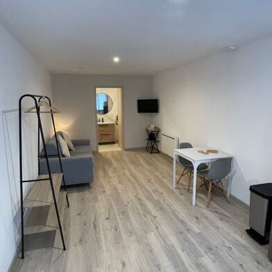 Appartement 1 pièces 660 €