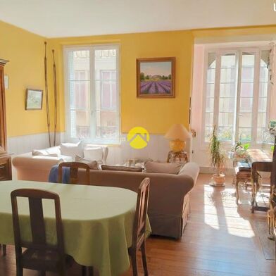 Maison 5 pièces 263940 €