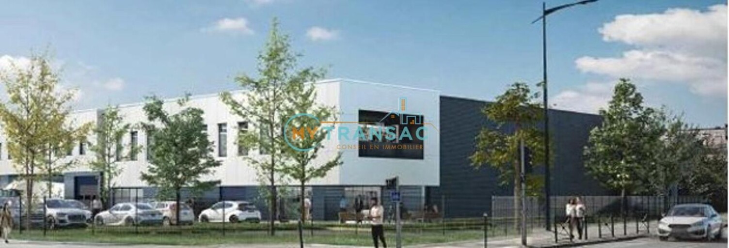 Local industriel  1627 m² à louer à Ozoir-la-Ferrière (77330)