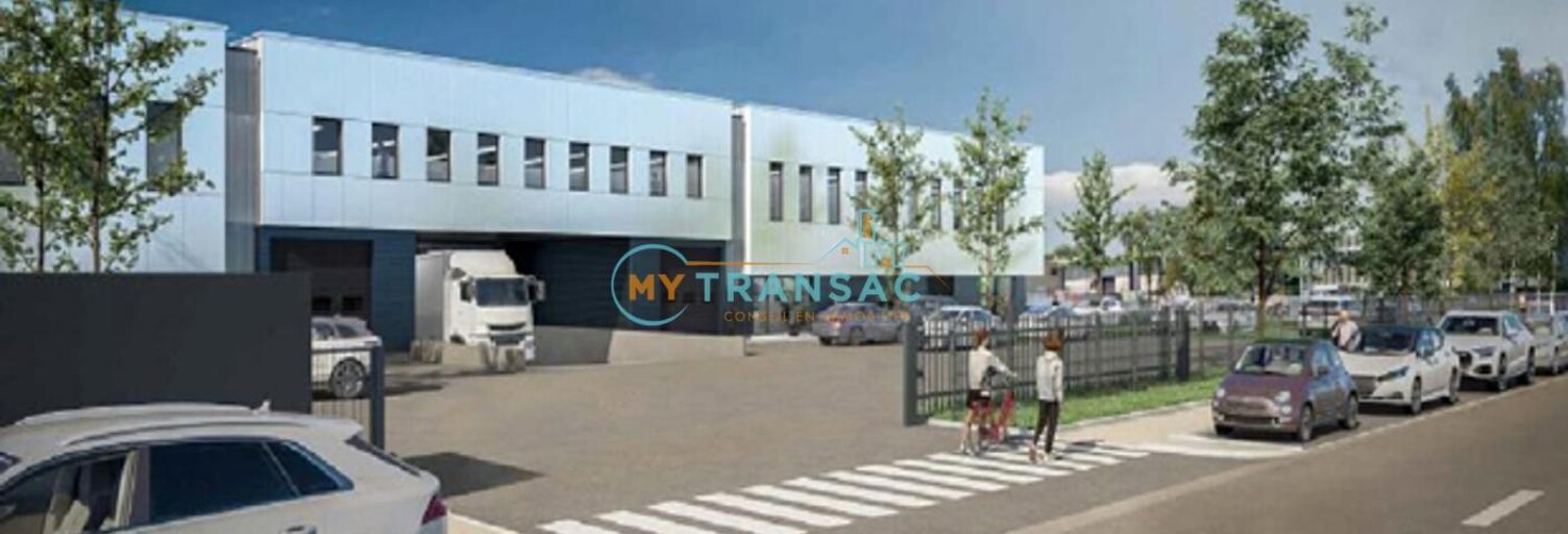 Local industriel  3254 m² à louer à Ozoir-la-Ferrière (77330)