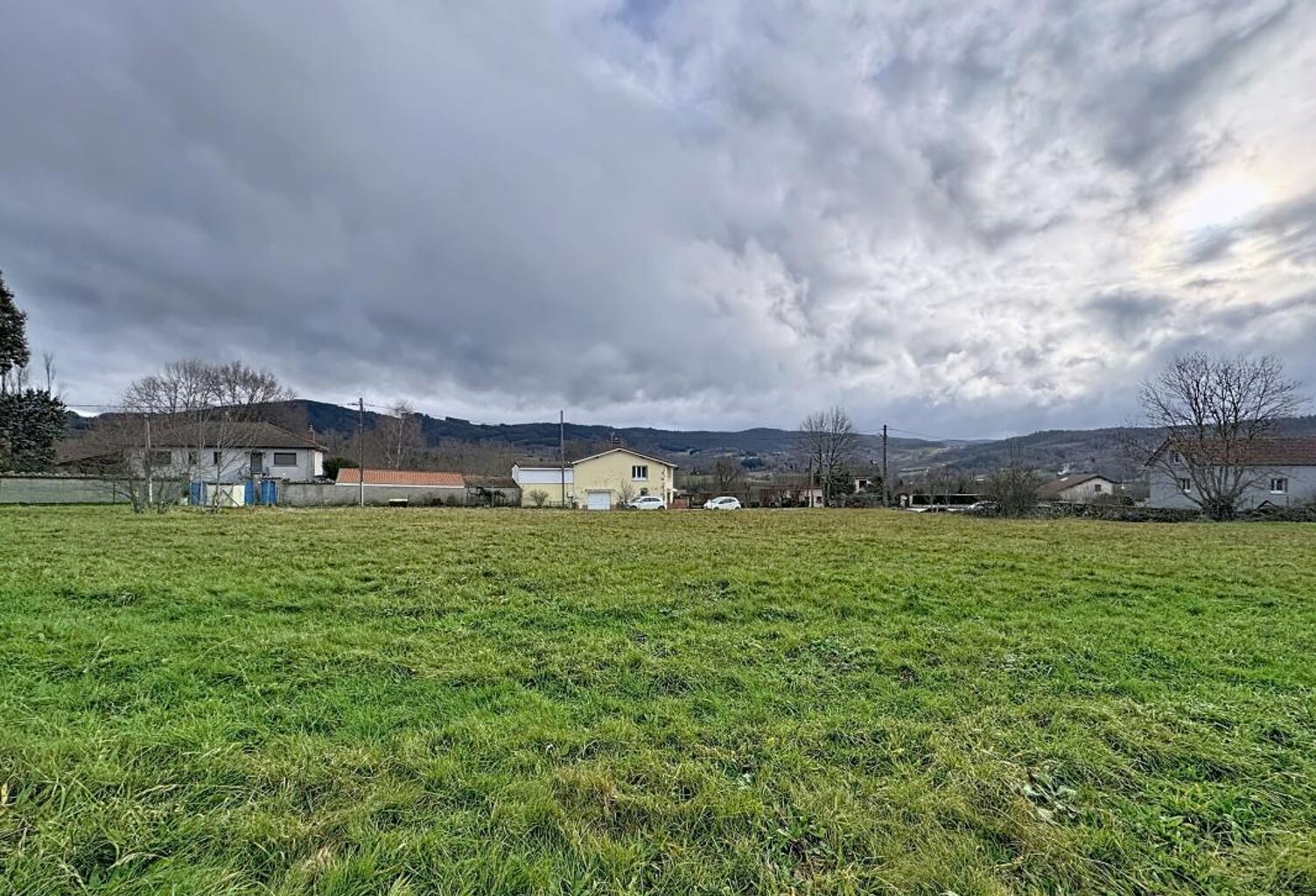 Terrain À Vendre — photo 1