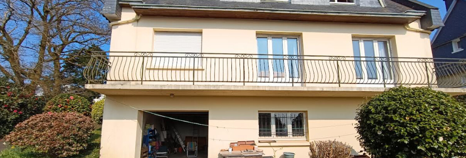 Maison 8 Pièces 130 m² à vendre à Châteauneuf-du-Faou (29520)