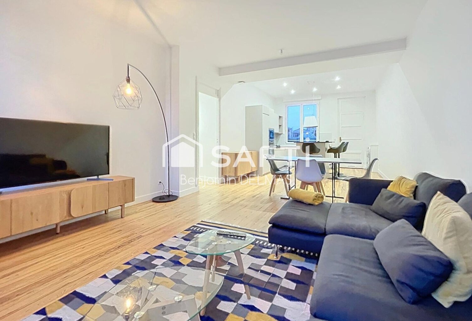 T3 rénové - immeuble en pierre avec ascenseur — photo 1