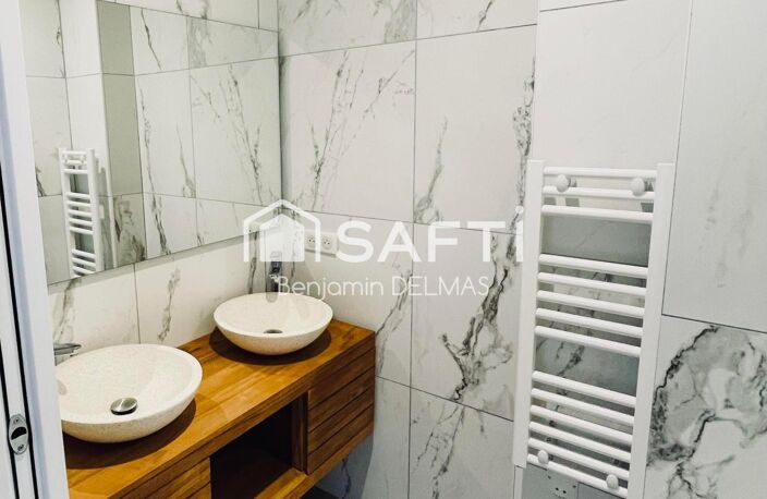 T3 rénové - immeuble en pierre avec ascenseur — photo 3