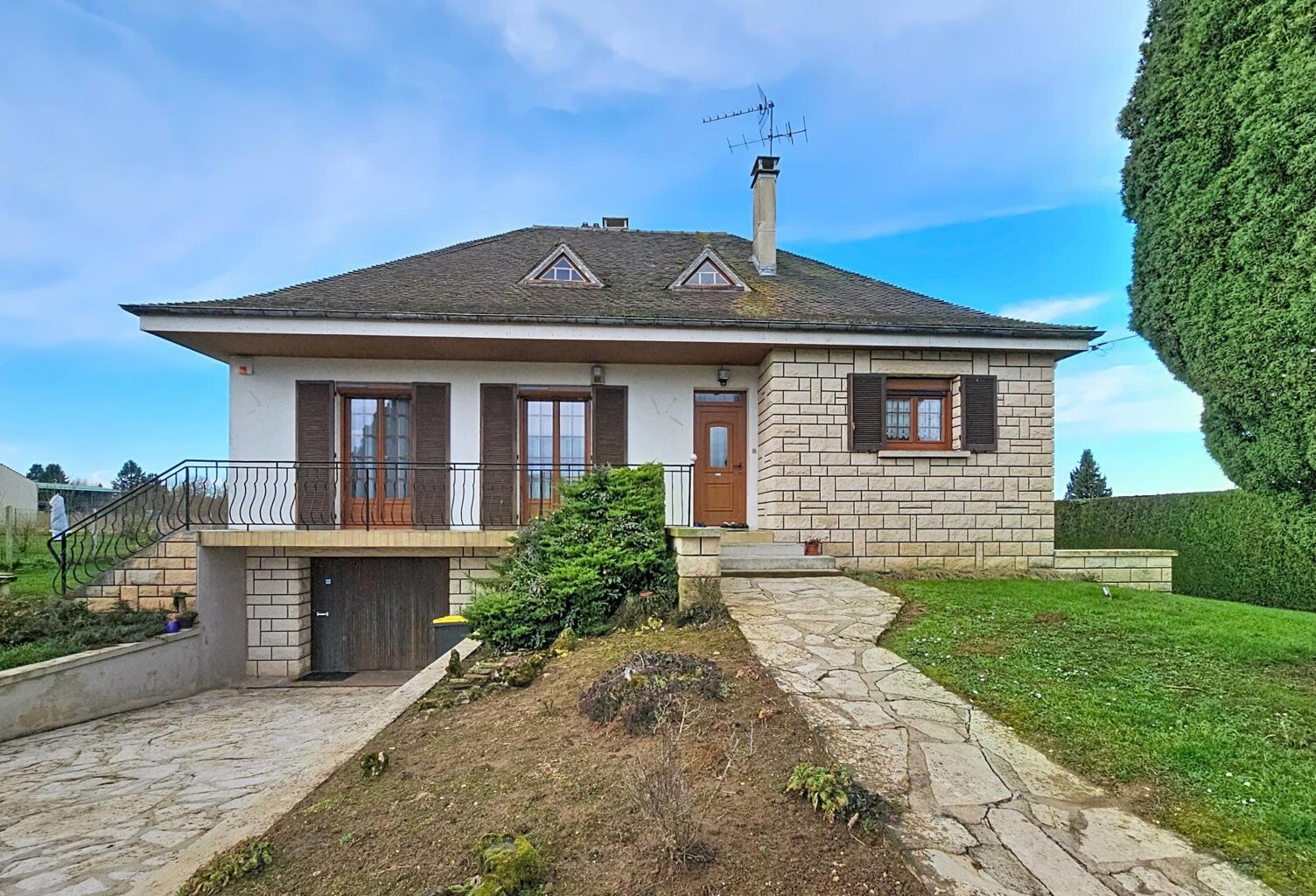 Maison 6 pièces 115m² sur sous-sol total proche Longueville — photo 1